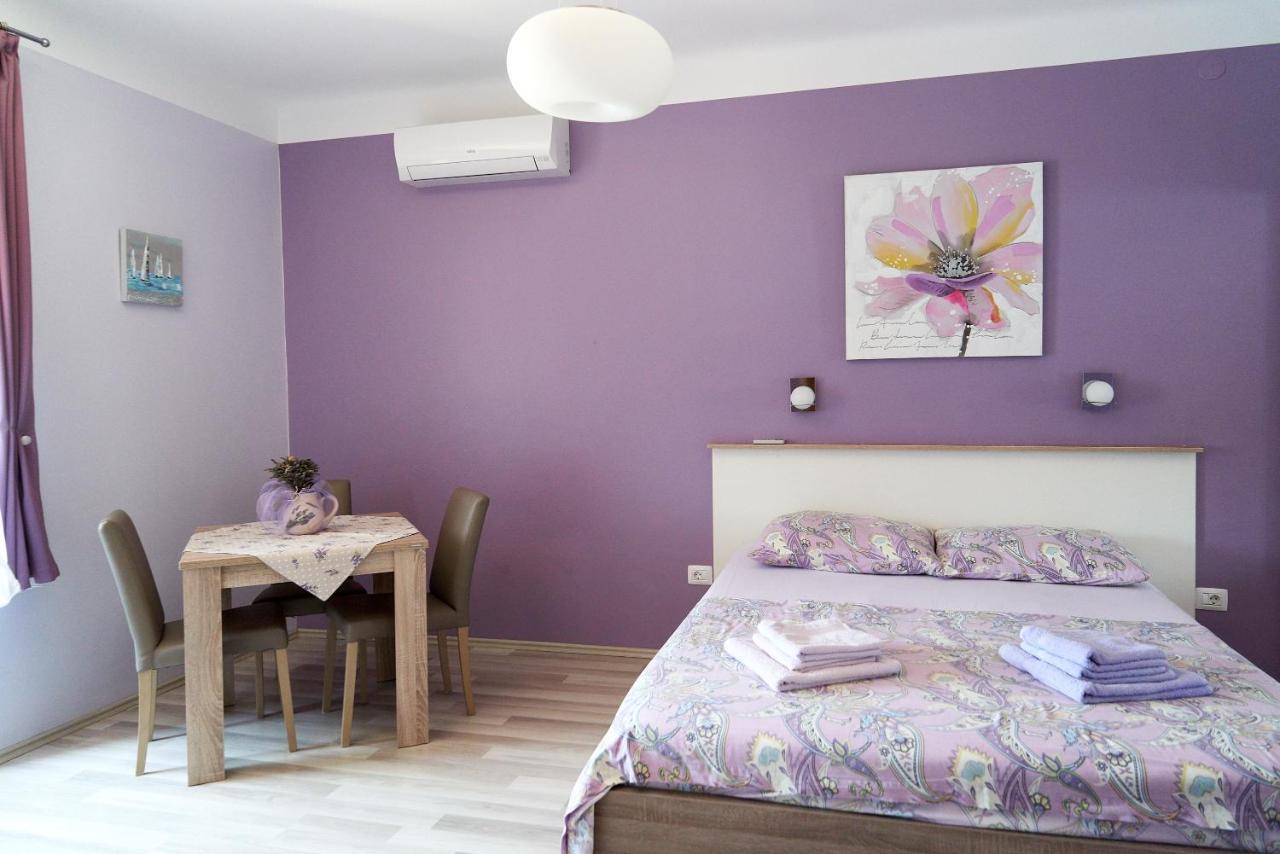 Apartments Nives Cres Luaran gambar